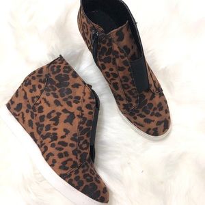 Leopard wedge sneakers